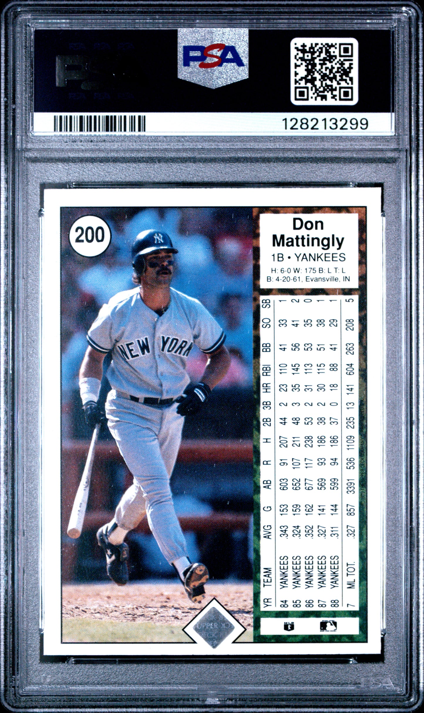 1989 UPPER DECK 200 DON MATTINGLY - NEAR MINT-MINT 8
